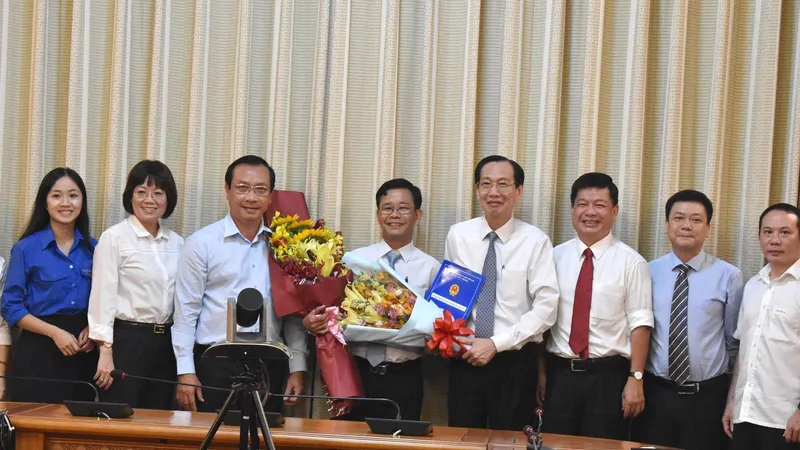 Chủ tịch UBND quận 8 Trần Quang Thảo nhận nhiệm vụ mới