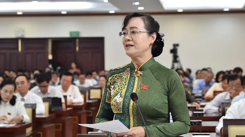 Đại biểu HĐND TPHCM đề xuất nhiều giải pháp để doanh nghiệp “sống lại” sau dịch Covid-19