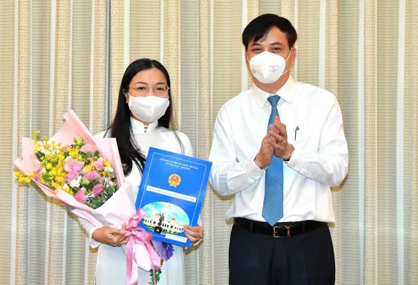 Bà Nguyễn Thị Thu Nga giữ chức vụ Phó Giám đốc Sở Xây dựng TPHCM
