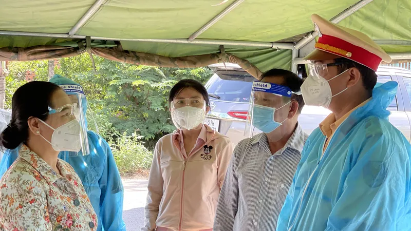 Chủ tịch HĐND TPHCM Nguyễn Thị Lệ biểu dương người dân đã giữ được “vùng xanh“
