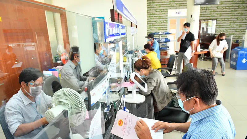 TPHCM cần tuyển 1.004 công chức, nhận hồ sơ dự tuyển trước 17 giờ ngày 19-1-2022