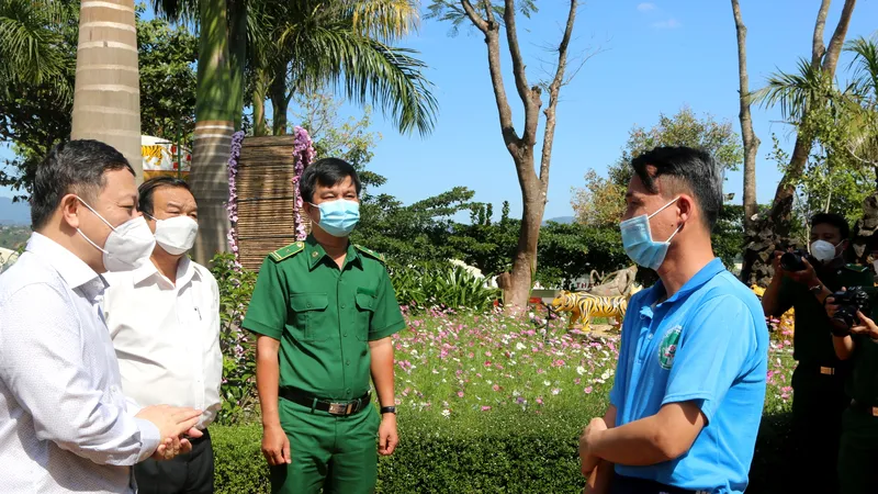 Phó Chủ tịch UBND TPHCM Dương Anh Đức thăm, chúc tết Cơ sở cai nghiện ma túy số 2