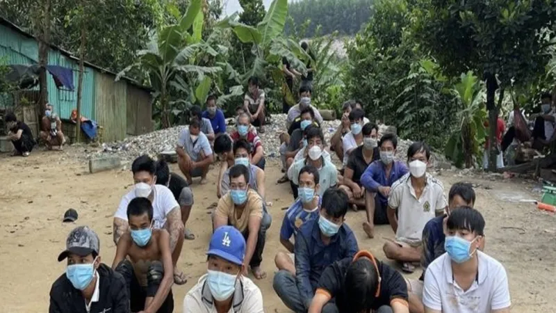 Triệt phá trường gà ở Đồng Nai, bắt giữ 23 đối tượng 