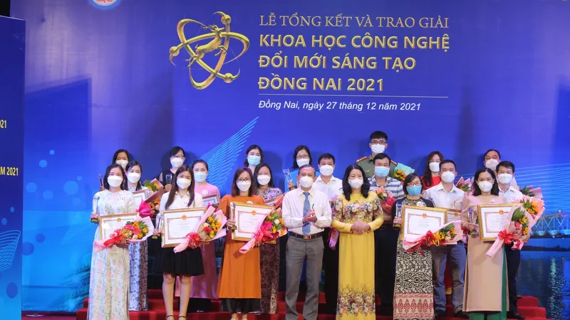 Đồng Nai trao giải khoa học công nghệ năm 2021