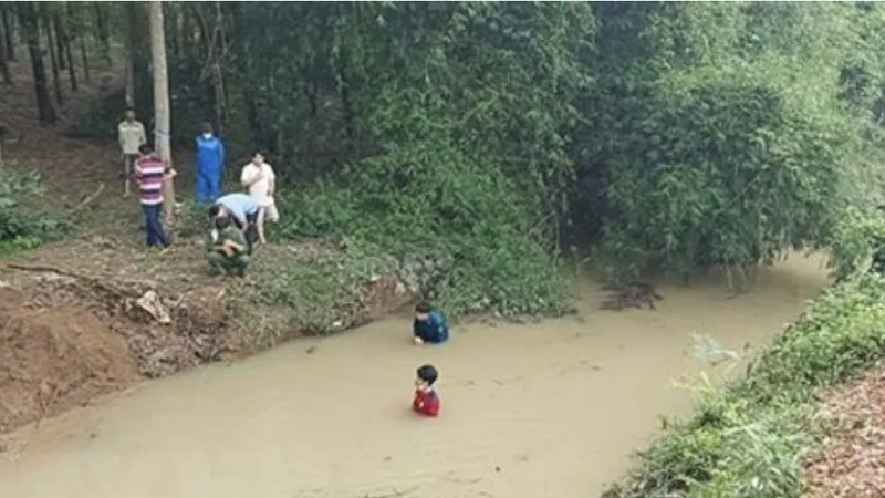 Bình Phước: Một nữ sinh lớp 9 mất tích trên đường đi học về