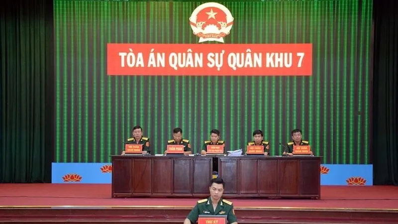 Xét xử vụ phát tán tin giả "nữ sinh HUFLIT bị xâm hại ở trường quân sự"