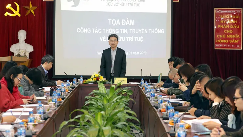 Cục trưởng Cục SHTT Đinh Hữu Phí phát biểu tại cuộc tọa đàm. Ảnh: TB