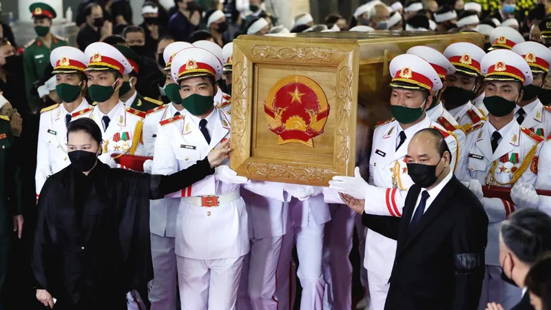 Tiễn đưa nguyên Tổng Bí thư Lê Khả Phiêu về nơi an nghỉ cuối cùng