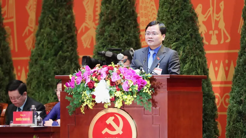 Phát động các phong trào hành động cách mạng của tuổi trẻ Việt Nam