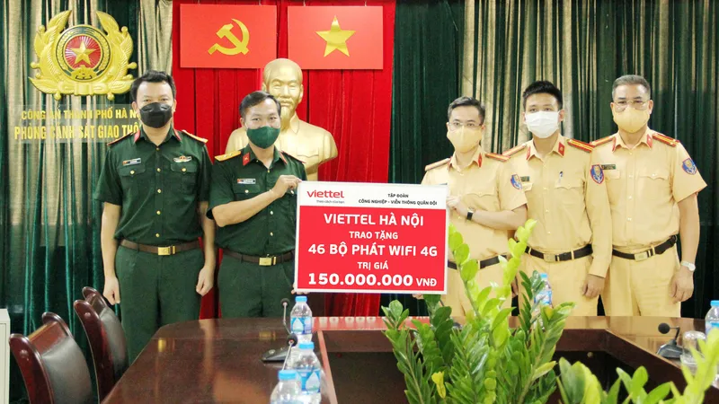 Viettel trang bị wifi miễn phí cho 23 chốt kiểm dịch ở Hà Nội