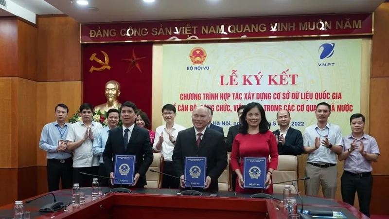 Bộ Nội vụ triển khai xây dựng hệ thống Cơ sở dữ liệu quốc gia về cán bộ, công chức, viên chức