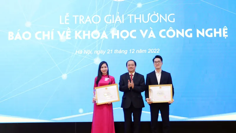 17 tác phẩm đoạt Giải báo chí về khoa học – công nghệ năm 2021