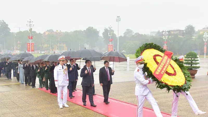 Lãnh đạo Đảng, Nhà nước vào Lăng viếng Chủ tịch Hồ Chí Minh
