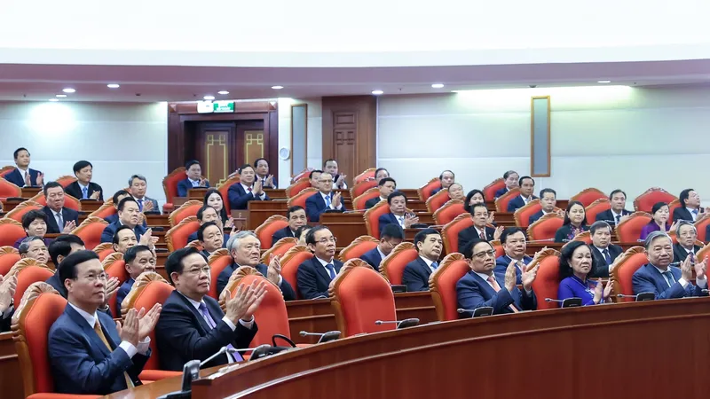 Thông báo Hội nghị giữa nhiệm kỳ Ban Chấp hành Trung ương Đảng khóa XIII