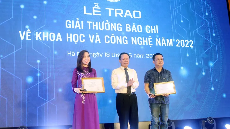 Trao Giải thưởng báo chí về khoa học - công nghệ năm 2022