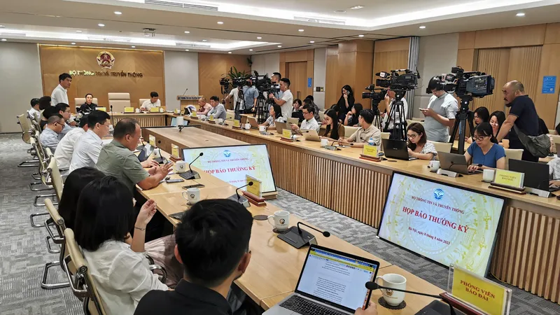 Xác thực tài khoản mạng xã hội bằng số điện thoại và sẽ "cắt internet" với các livestream vi phạm pháp luật