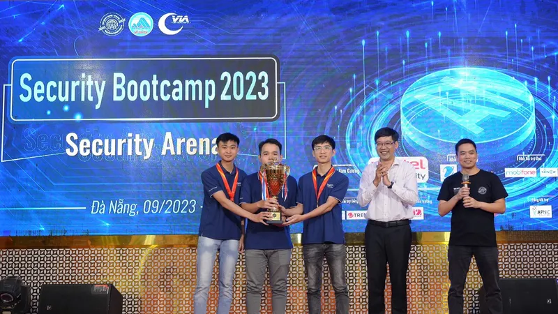VNPT 3 năm liên tiếp vô địch Security Bootcamp