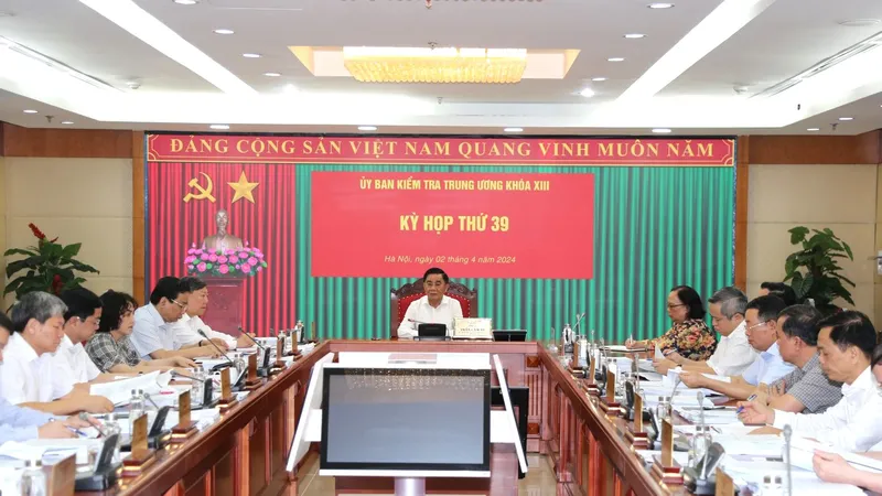 Đề nghị thi hành kỷ luật Ban Cán sự đảng và Bộ trưởng Bộ LĐTB-XH Đào Ngọc Dung