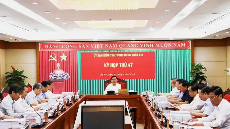 Ủy ban Kiểm tra Trung ương kỷ luật và đề nghị kỷ luật nhiều tập thể, cá nhân ở Hà Giang và Quảng Ngãi