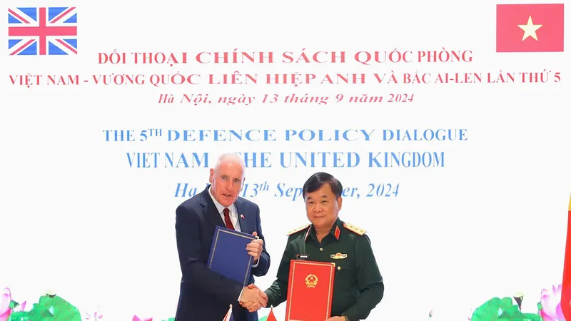 Đối thoại Chính sách quốc phòng Việt Nam - Anh lần thứ 5