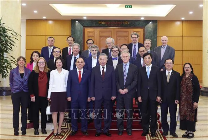 Tổng Bí thư Tô Lâm tiếp các nhà khoa học quốc tế dự lễ trao Giải thưởng VinFuture lần thứ 4