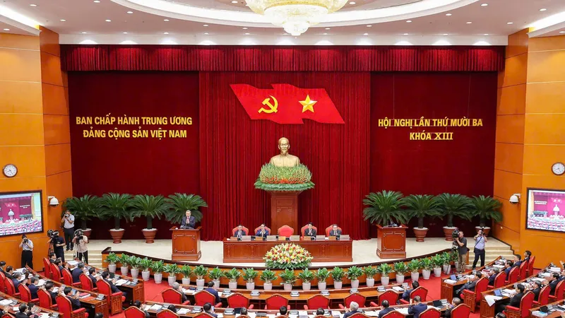 Trung ương thảo luận về phát triển kinh tế - xã hội, dự toán ngân sách và kế hoạch tài chính