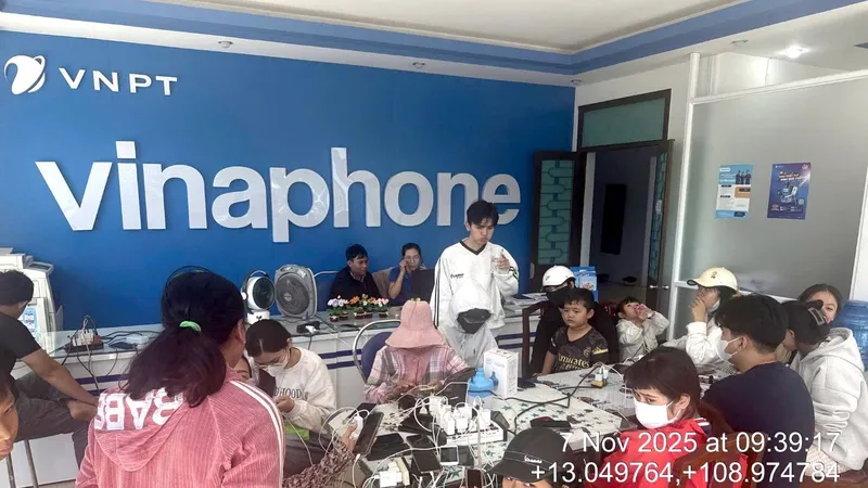 VNPT và hành trình kết nối trong bão lũ