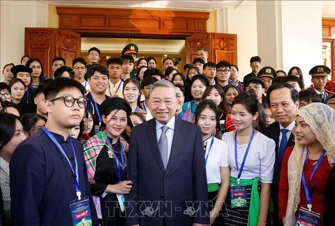 Chăm lo và phát huy tốt hơn nữa vai trò của thế hệ trẻ người dân tộc thiểu số