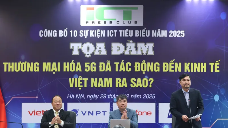 Ban Chủ nhiệm ICT Press Club điều hành tọa đàm