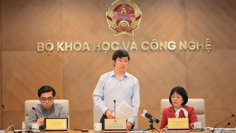 Bộ KH-CN sẽ không để xảy ra tình trạng "luật chờ nghị định"