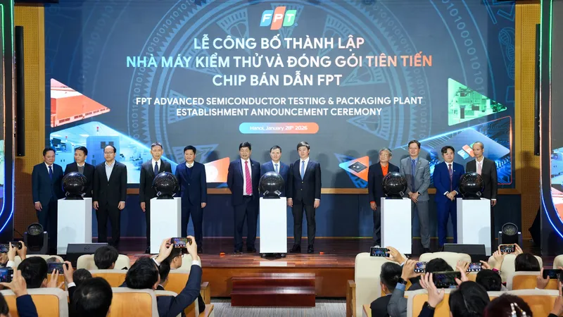 FPT thành lập Nhà máy kiểm thử và đóng gói tiên tiến chip bán dẫn
