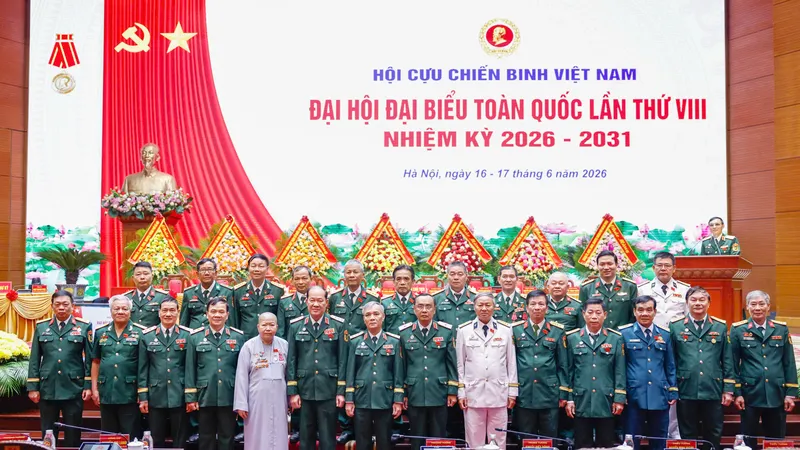 Ngày làm việc thứ nhất Đại hội đại biểu toàn quốc Hội Cựu chiến binh Việt Nam lần thứ VIII