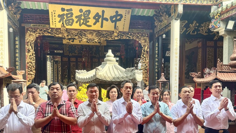 潮州义安会馆新春参拜迎诸神 祈愿马年吉祥