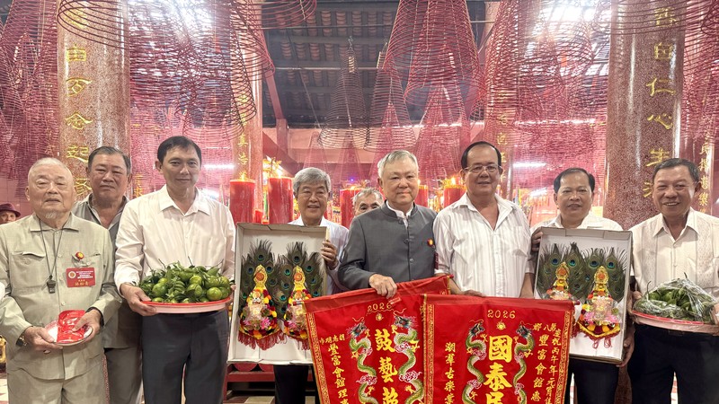 丰富会馆庆贺城隍爷爷宝诞