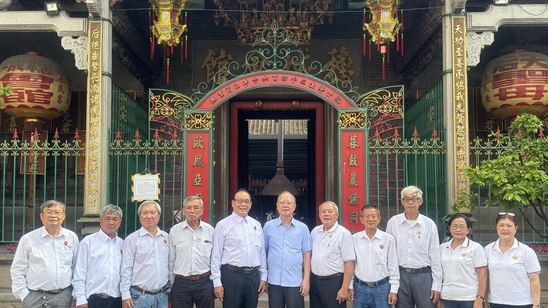 古芝关帝庙理事会拜访堤岸坊各华人会馆