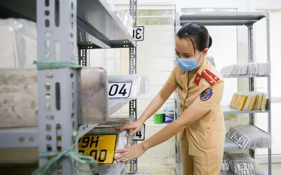 Mới chỉ có 7 người nộp tiền trúng đấu giá biển số ô tô 