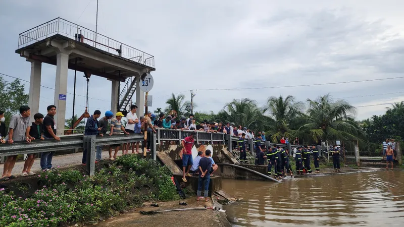 Tiền Giang: Tìm thấy thi thể thiếu niên đuối nước tại cống Cái Ngang