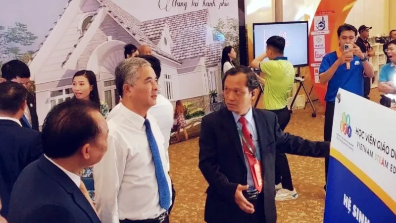 Quận Tân Phú thu ngân sách gấp 7 lần sau 20 năm thành lập