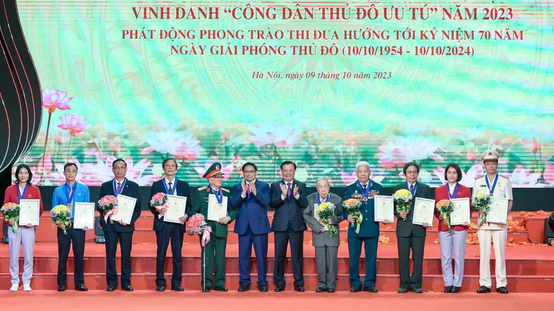 Hà Nội vinh danh 10 “Công dân Thủ đô ưu tú” năm 2023