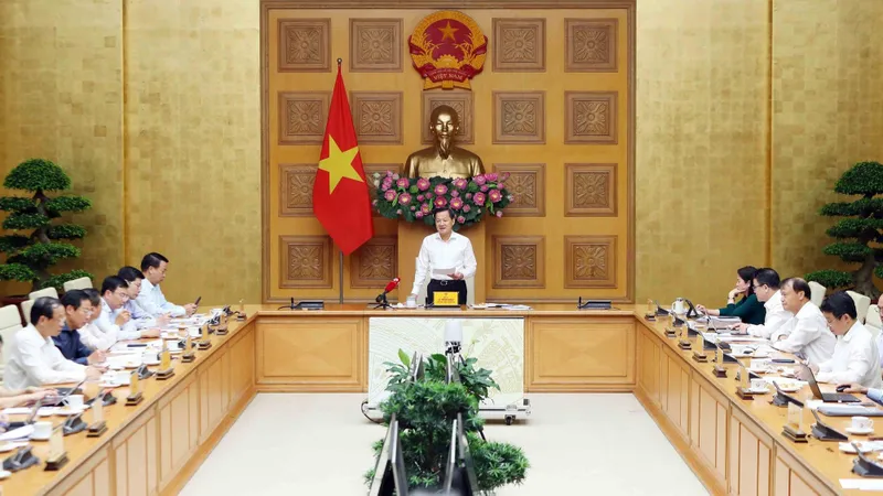 Phó Thủ tướng Lê Minh Khái chủ trì cuộc họp 