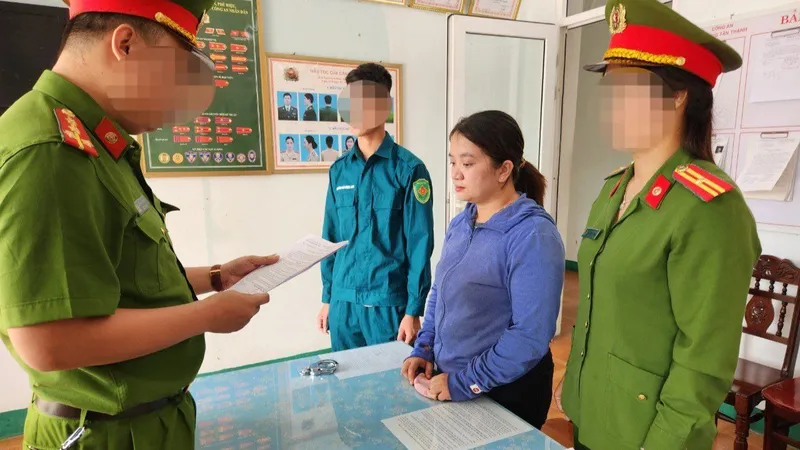 Bắt đối tượng lừa góp vốn để kinh doanh vật tư y tế rồi chiếm đoạt