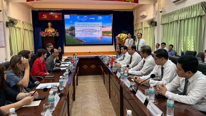 Vương Quốc Anh hỗ trợ TPHCM trở thành trung tâm đổi mới sáng tạo y tế 