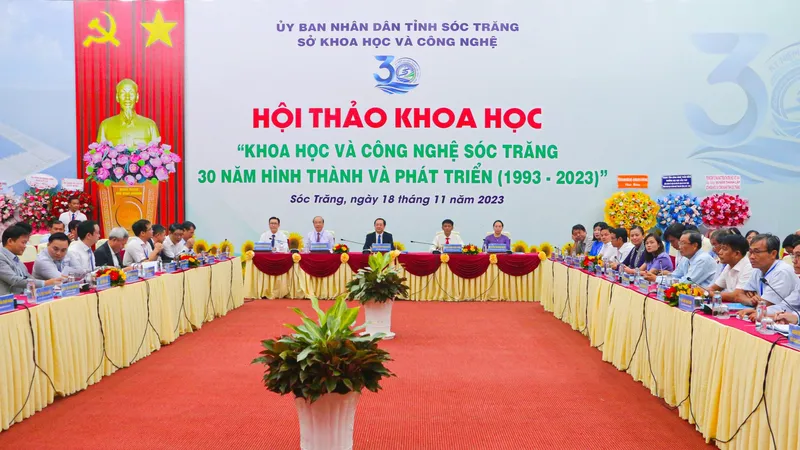 Đẩy mạnh ứng dụng khoa học - công nghệ vào phát triển kinh tế - xã hội