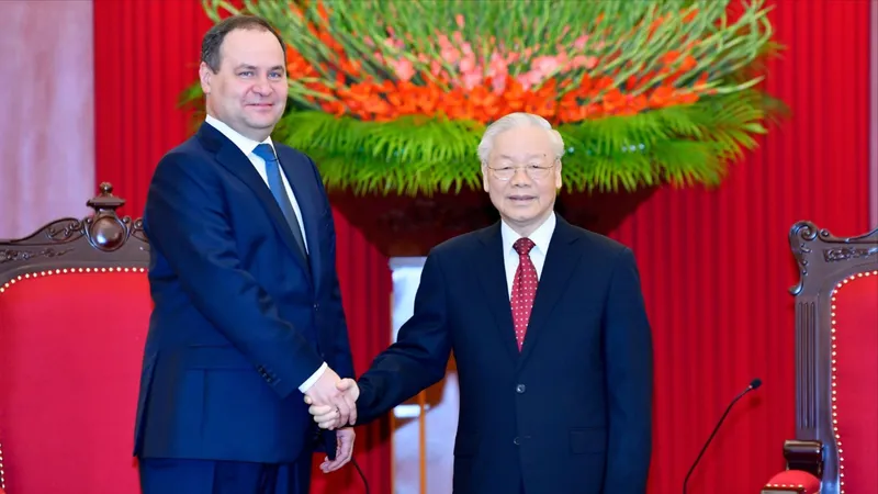 Tổng Bí thư Nguyễn Phú Trọng tiếp Thủ tướng Belarus Roman Golovchenko