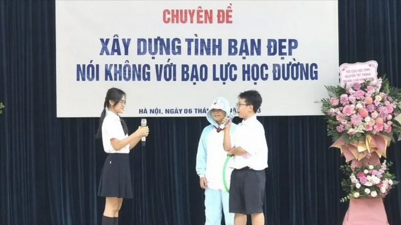 Một buổi sinh hoạt chuyên đề phòng chống bạo lực học đường của học sinh Hà Nội