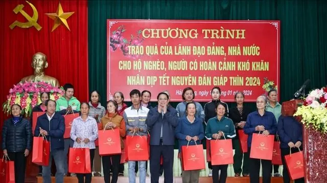 Thủ tướng Chính phủ: Làm tốt công tác an sinh để không ai không có tết