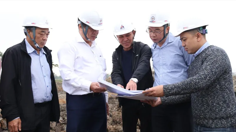 5 ngân hàng cho vay hơn 15.600 tỷ đồng để làm đường dây 500kV mạch 3