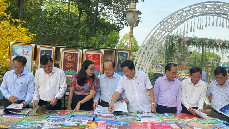 Khai Hội Báo Xuân TP Biên Hòa 