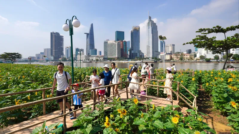 Phát triển hai bờ sông Sài Gòn trên nền di sản 