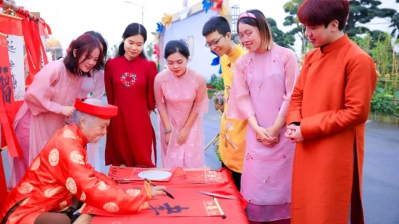 Lắng lòng mùa xuân